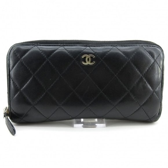 Authentic Chanel matelasse matrasse zip around wallet Black